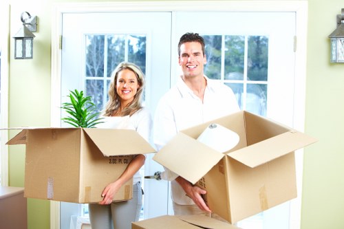 Furniture transport and lifting support in West London